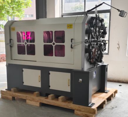 Kam 4.0mm CNC Yay Yapma Ekipmanı Sanyo Motor CE ISO9001 Mavi Sistemler