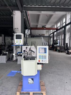Altı Eksenli Yaylı Yuvarlama Makinesi Tel Dimater 0.5-2.0mm Yaylı Yuvarlama Ekipmanı