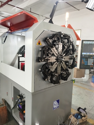 Yay Şekillendirme için Sanyo Motor CNC Kam 0.3 - 2.5mm Tel Döner Bükme Makinesi