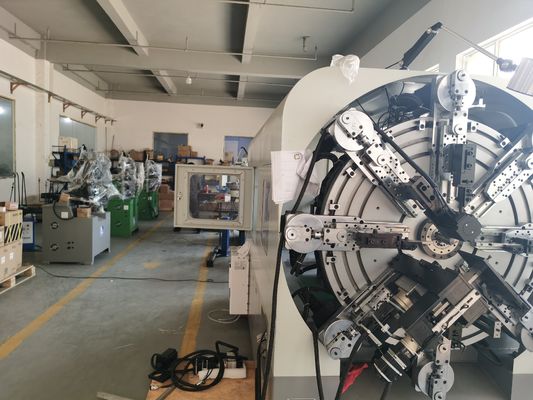 Tel Döndürme Bobin Sistemli Çok Fonksiyonlu CNC Yay Sarma Makinesi