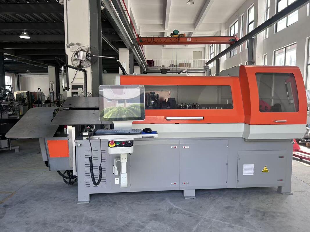 3-8mm Düşük Karbonlu Çelik İçin Yüksek Verimli CNC Yay Makinesi On İki Eksen